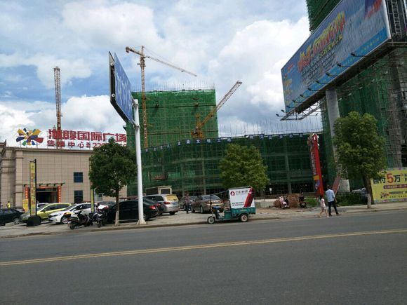 喜讯!株洲市华晨世纪成功安装长沙彩运网800KW柴油发电机组 喜讯!株洲市华晨世纪成功安装长沙彩运网800KW柴油发电机组